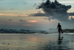 Waves #11 by Nicolas Jandrain