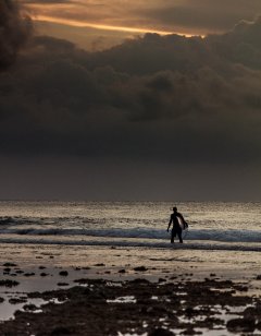 Waves #16 by Nicolas Jandrain