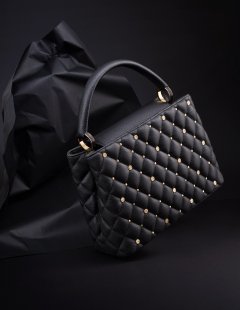 Latest & Overview #4 by Nicolas Jandrain